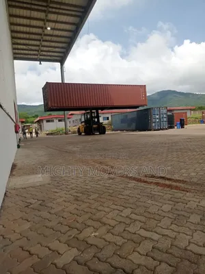 Forklift With Trailers Are Ready Within Ruaka/Witeithie