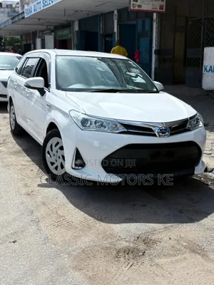 Toyota Corolla Fielder 1.5 Hybrid FWD 2020 Pearl