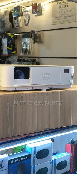 Nec Projector M403h