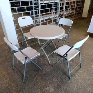 Foldable White Chairs – Perfect for Events and Home Use