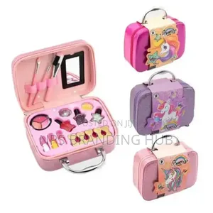 Make Up Kit. G.L.E