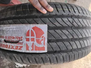 245/45zr18 Zextour Tyre