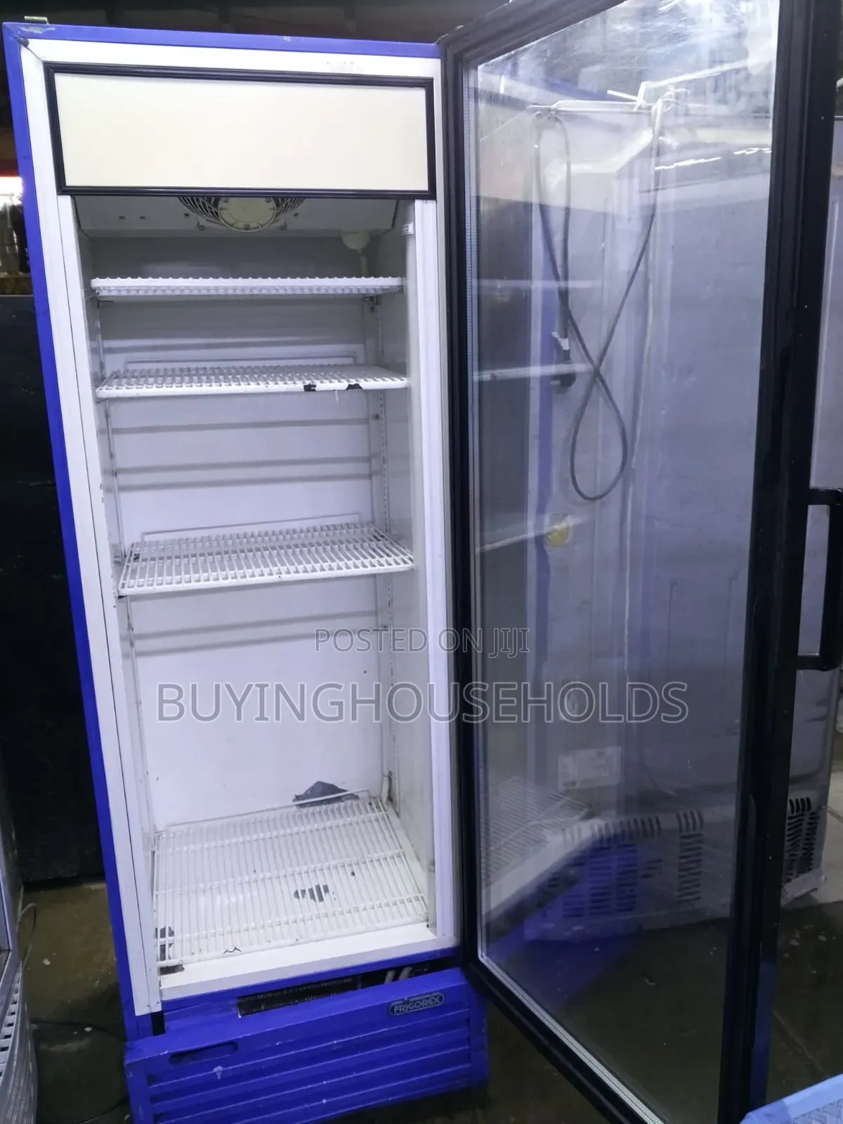 Ramtons 300l Showcase Display Fridge