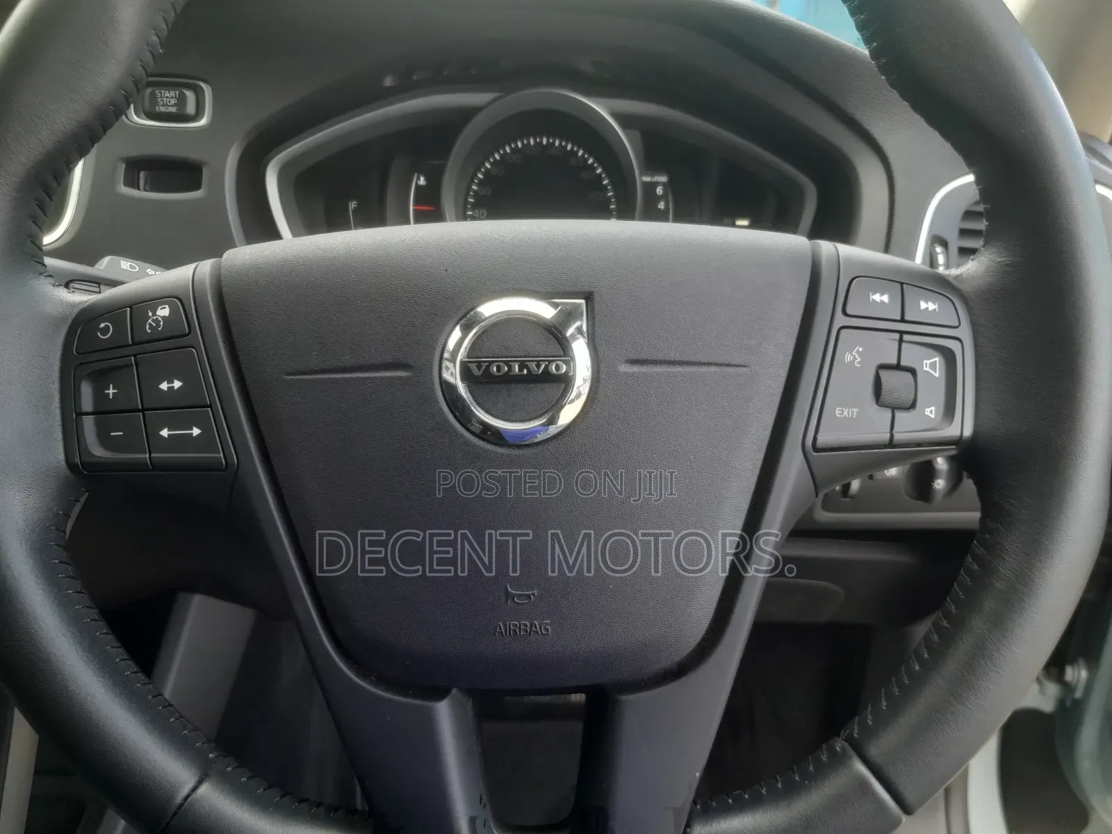 Volvo V40 2019 Blue