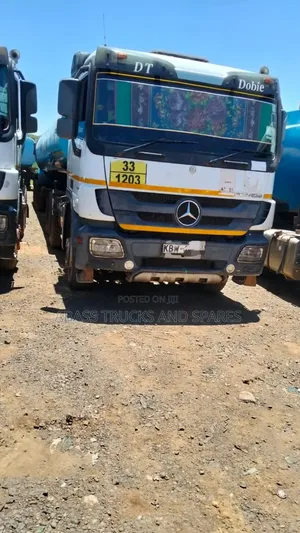 Mercedes Benz Actros 2011 White
