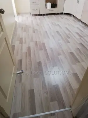 Vinyl Wood Carpet for Indoor Flooring in Home, Office and Shops