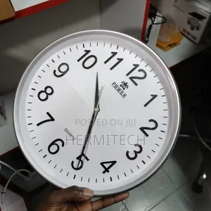 Spy Camera Wall Clock CCTV Surveillance Camera