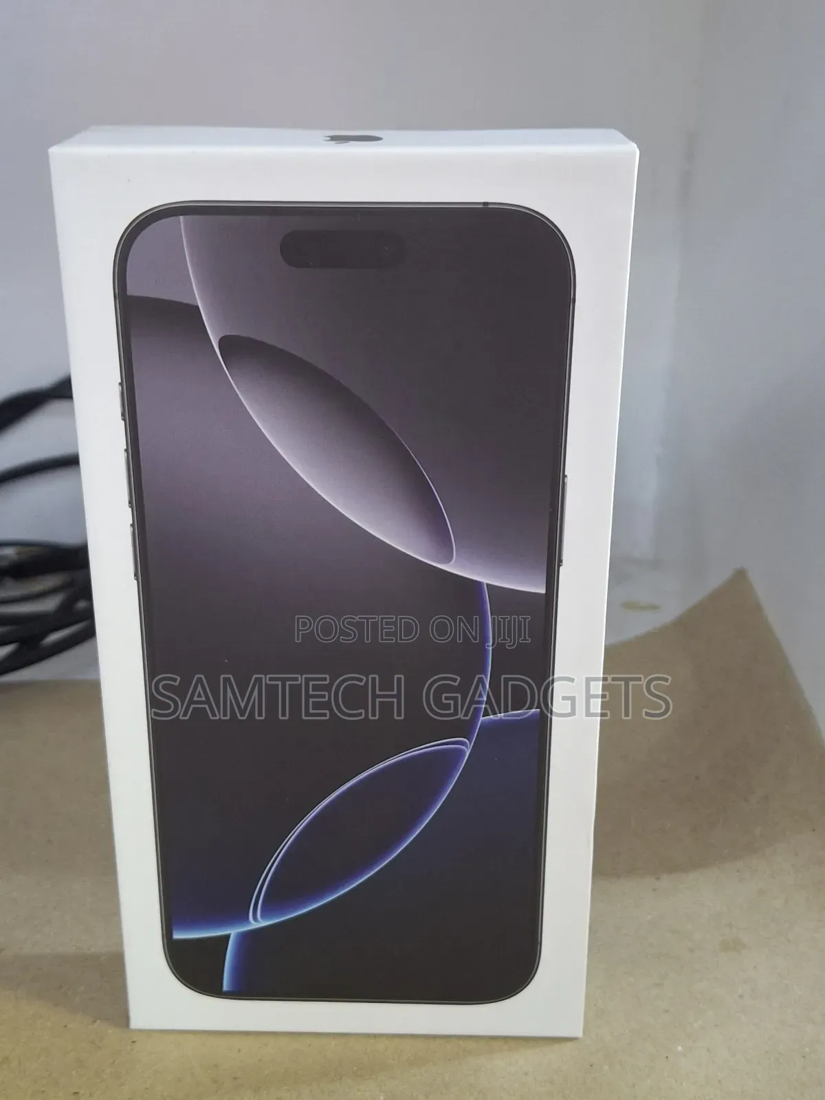 New Apple iPhone 16 Pro Max 256 GB Black