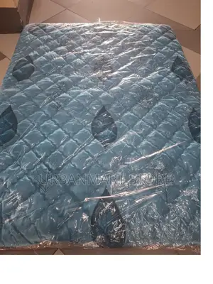 High Quality 6x6 Mattress Topper Memory Foam Latex Material