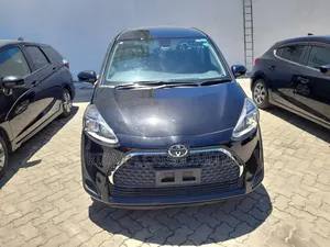 Toyota Sienta 2018 Black