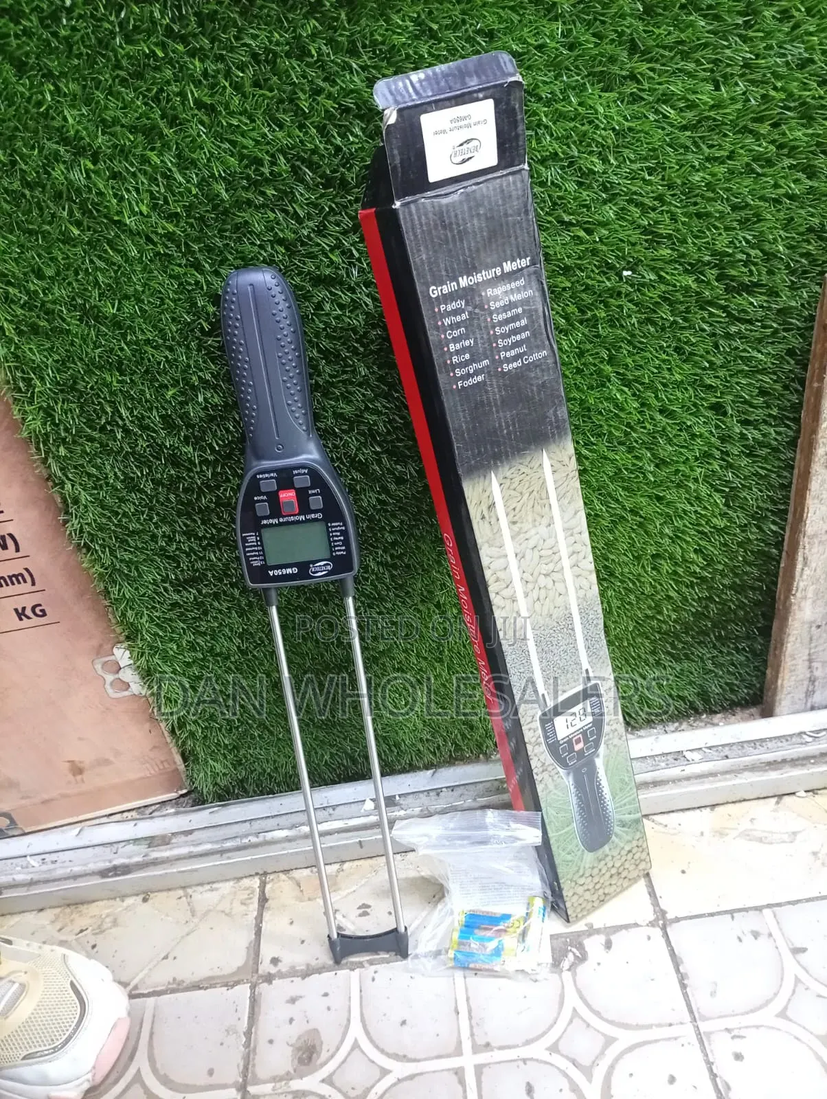 Black Moisture Meter