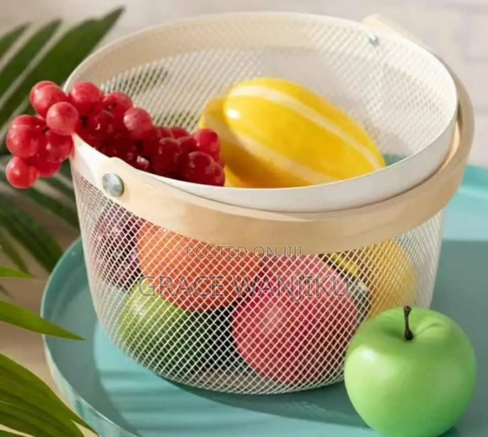 Round Square Pantry Mesh Wire Fruit Basket With Wooden Handle*