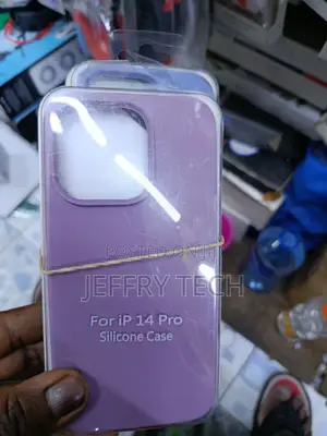 Laleez iPhone 14 Pro Liquid Silicone Case With Cloth Lining -Purple
