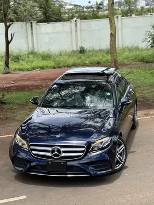 Mercedes-Benz E250 2018 Blue