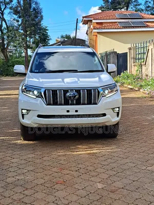 Toyota Land Cruiser Prado 2.8 2020 White