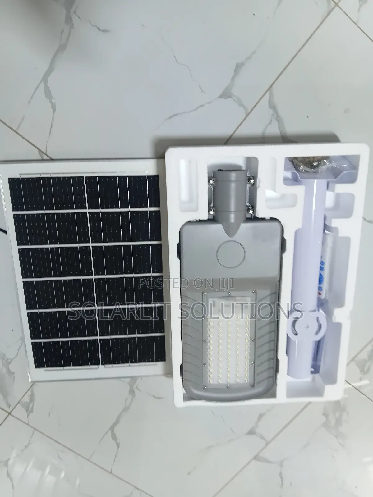 200w Solar Streetlight