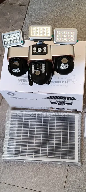 4g Triple Lens Solar PTZ Camera With Integrated Lighting