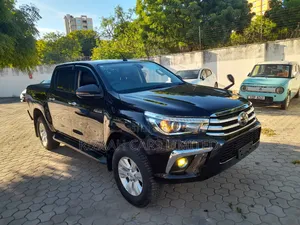 Toyota Hilux Revo Double Cab Deisel 2.4 AWD 2019 Black