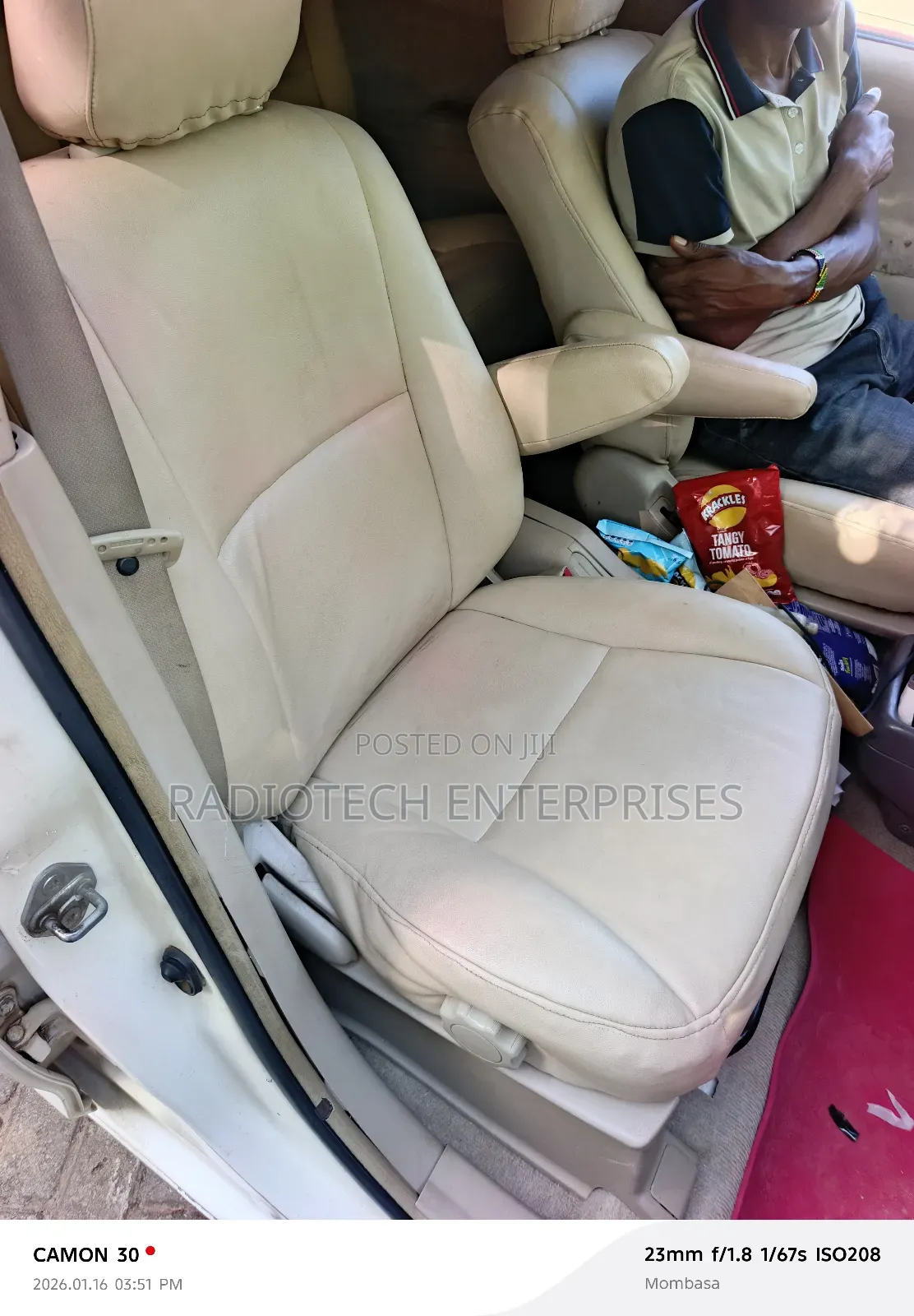 Toyota Gaia 2003 White