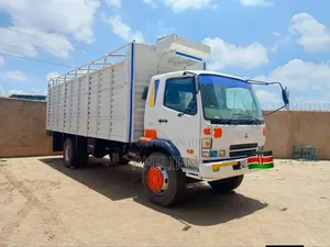 Fuso Mahewa 2015 Model Local Six Wheeler 9 Tonnes Truck