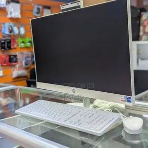 HP ProOne 240 G10 All-in-One 8GB Intel Core i5 SSD 512GB
