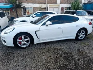 Porsche Panamera 2016 White