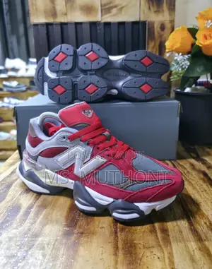 Nb 9060. Maroon / Grey Sizes. 38-42