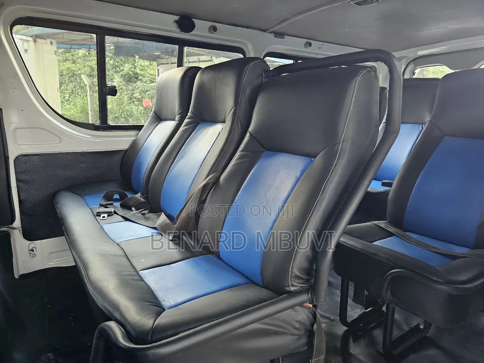 Toyota HiAce 2013 White
