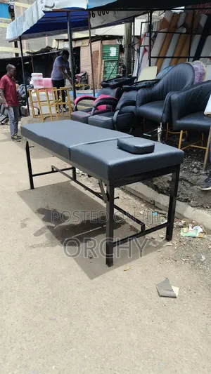 Black Massage Bed