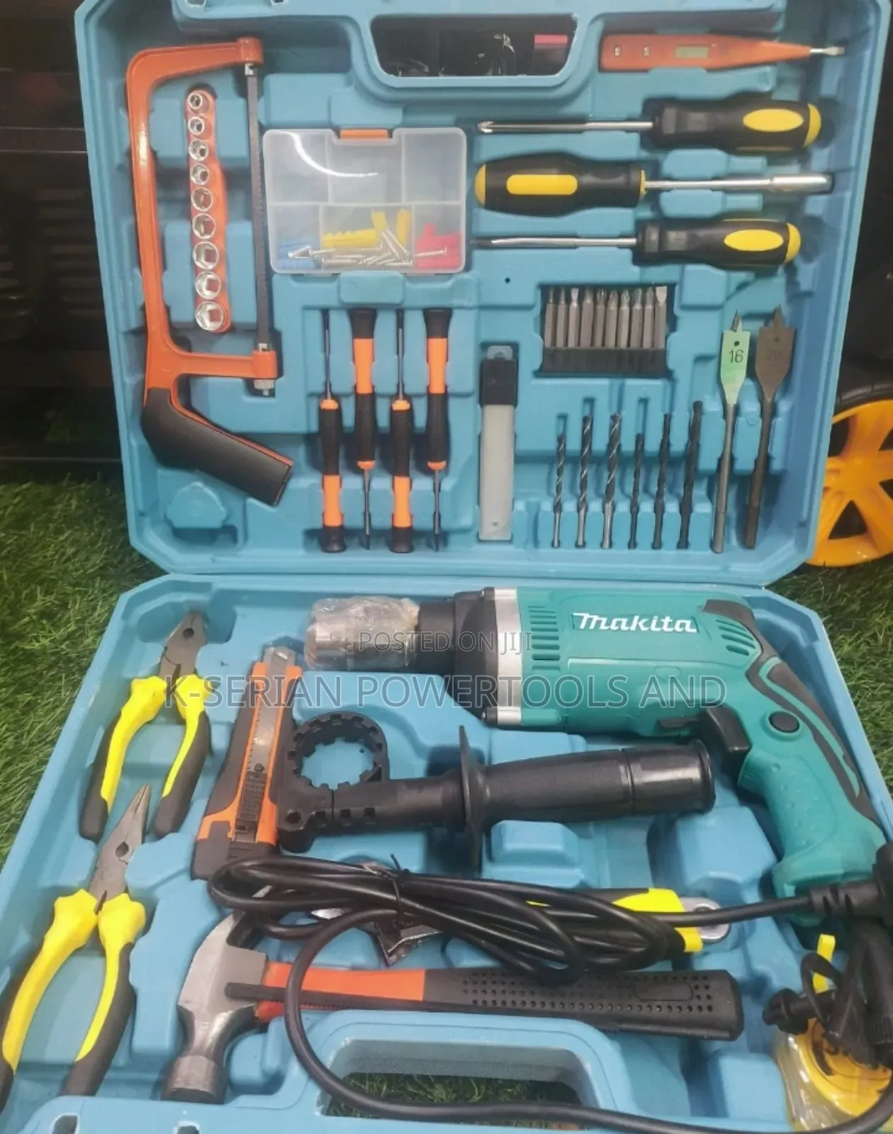 Electric Makita Drill Set With Bits/Makita Drill With Accessories