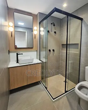 Frameless Shower Cubicle Installation