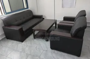 5 Seater Office Sofa for a Modern Office