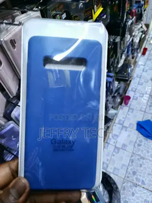 Esegon Samsung Galaxy S10 Plus Liquid Silicone Case With Cloth Lining
