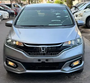 Honda Fit 2018 Silver