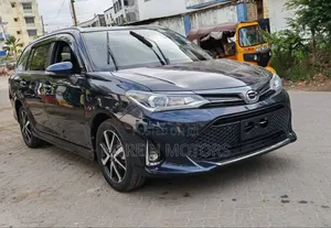 Toyota Corolla Fielder 2017 Blue
