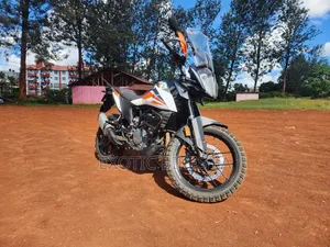 KTM 2020 White