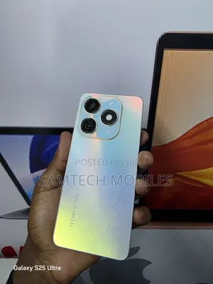 Tecno Spark 20 Pro 256 GB Silver