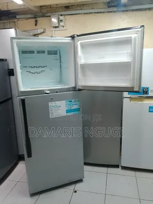 Top Freezer Refrigerator (No Frost)