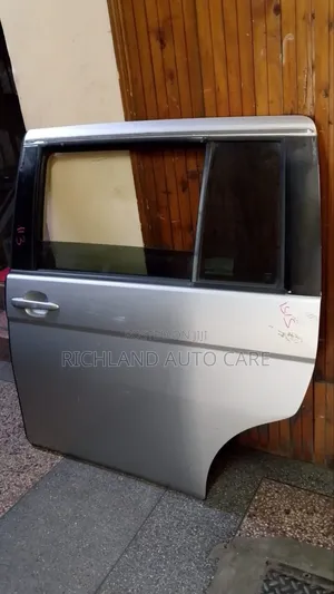 Rear Door Isis Zgm10
