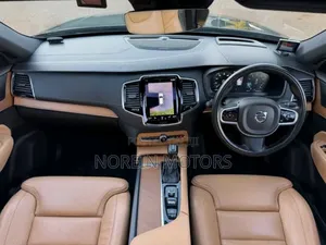 Volvo XC90 2020 Green