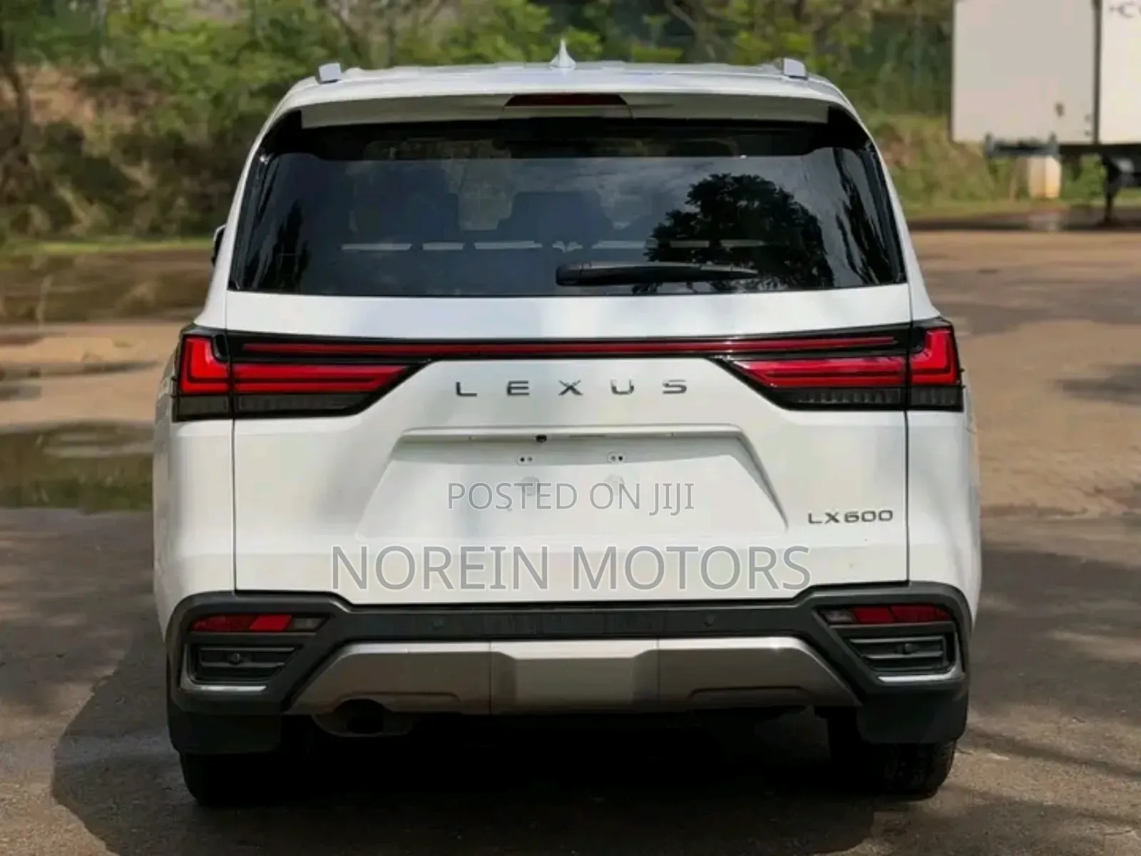Lexus LX 2020 Pearl