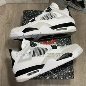 Unisex Jordan 4 Sneakers, J4