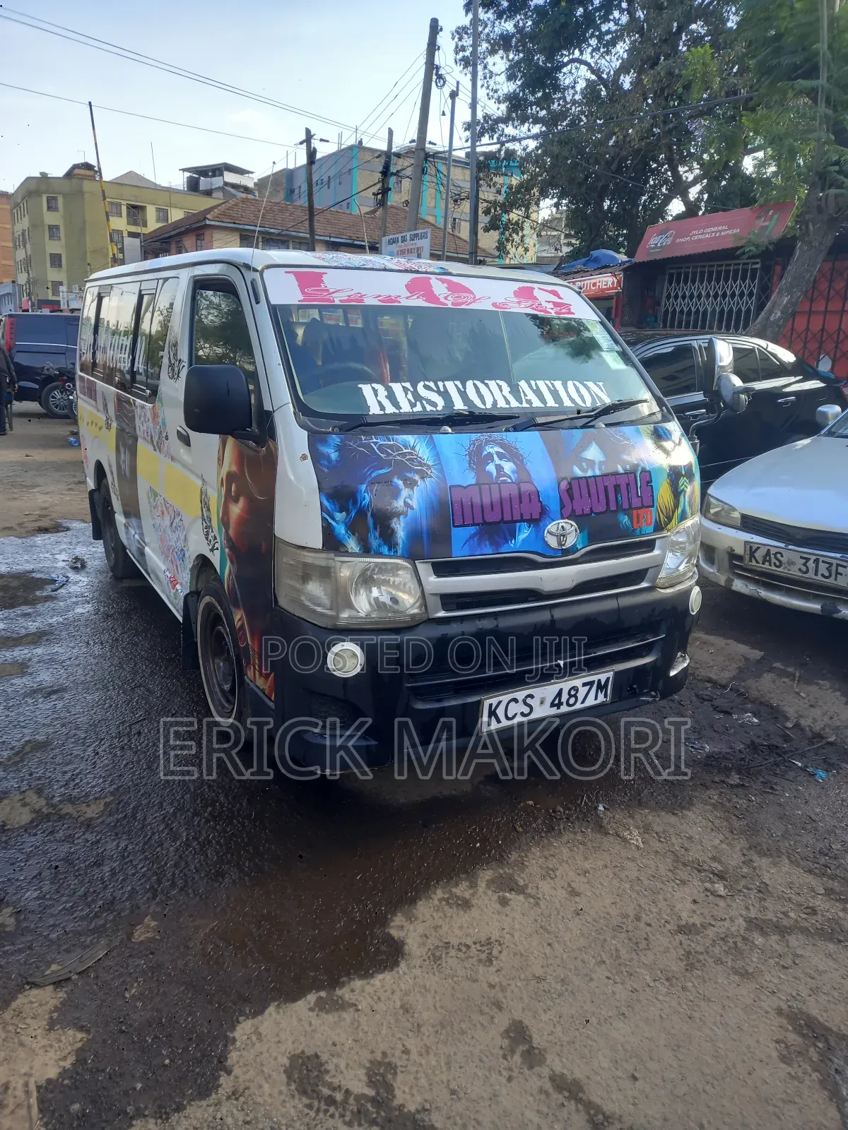 Toyota HiAce 2012 White