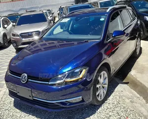 Volkswagen Golf Variant 2019 Blue