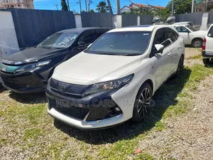 Toyota Harrier 2.0 Turbo GR Sport 2018 White