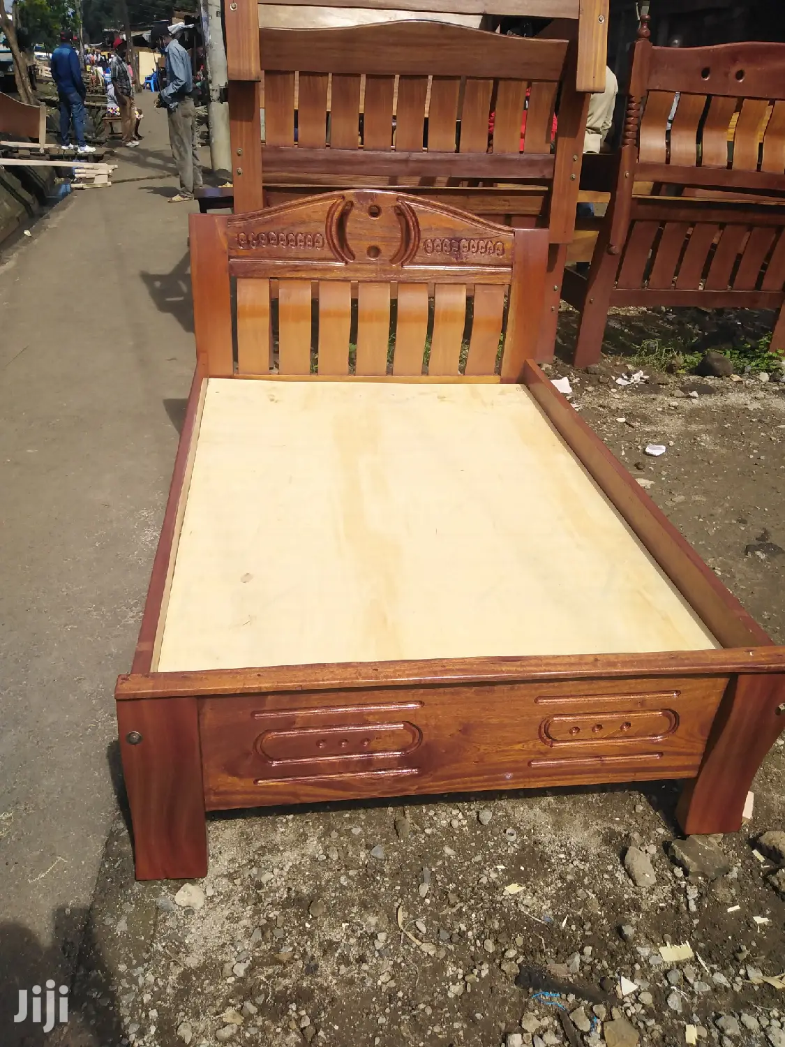Mahogany Beds 4*6feets