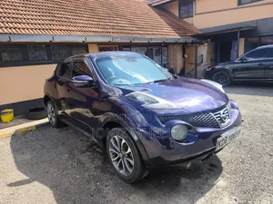 Nissan Juke SL 4dr Hatchback (1.6L 4cyl Turbo CVT) 2014 Purple