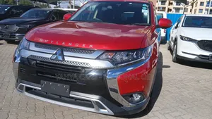 Mitsubishi Outlander SE FWD 2019 Red