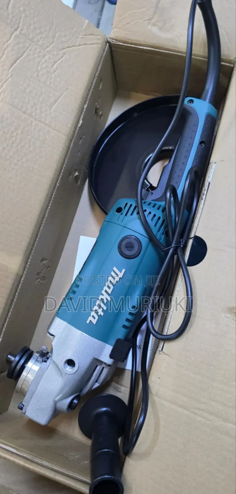 Makita 9inch Angle Grinder 2100w.