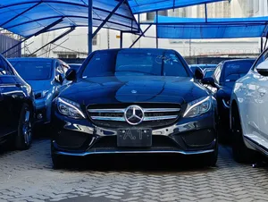 Mercedes-Benz C200 2018 Black